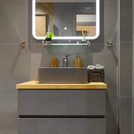 Luxury By The Sea- Euripus Strait Apartment Kanithos